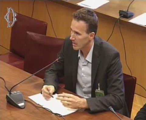 Paolo Ronchetti, rappresentante della IHBA alle audizioni presso la Camera dei Deputati Paolo Ronchetti, rappresentante della IHBA, associazione per la canapa in edilizia